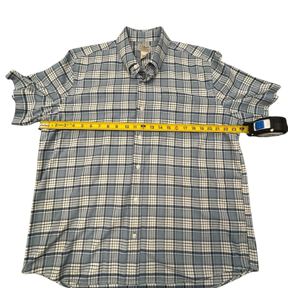 L.L. Bean Men's Casual Navy and White Plaid Shirt Slightly Fitted Large Like New - Picture 7 of 8